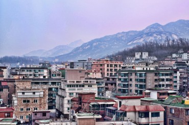 Koreans Go All-In on Real Estate