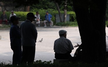 Lonely S. Korean Seniors Rank Last in OECD in Social Solidarity