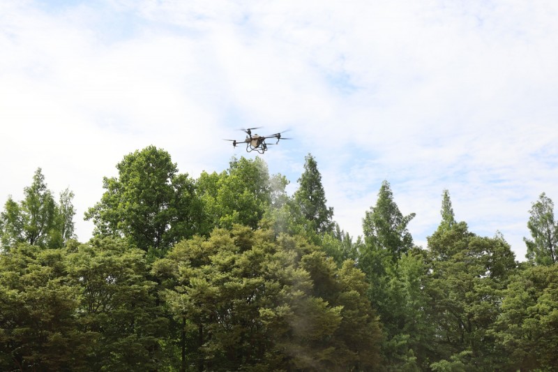 Seoul District Deploys Drones in War Against Mosquitoes