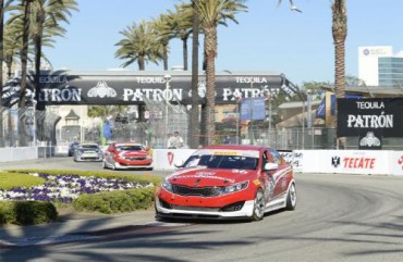 Kia Optima to Showcase Its Powerful Performance for Homecoming Racing Event