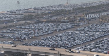 Hyundai, Kia Workers Return to Workplaces to Handle Virus Impact