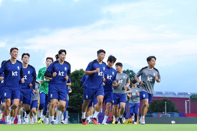 Under Caretaker Manager Again, S. Korea Chase Early Ticket to Next World Cup Qualification Round